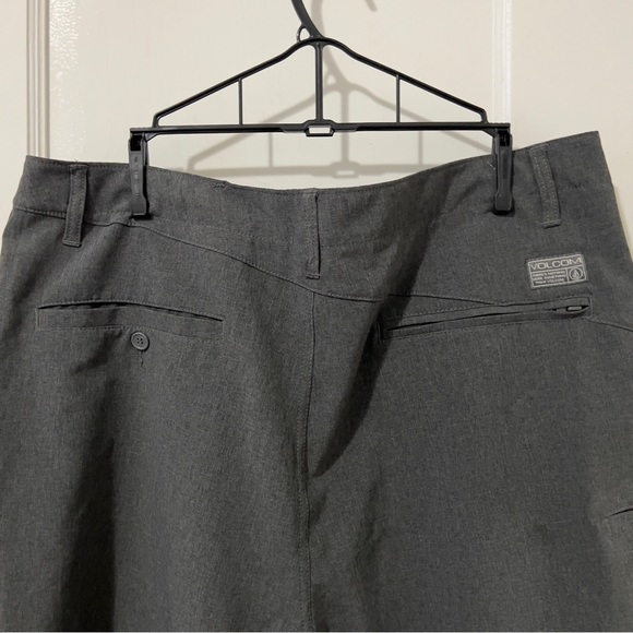 NWT Volcom Dark Grey Shorts - Picture 3 of 8